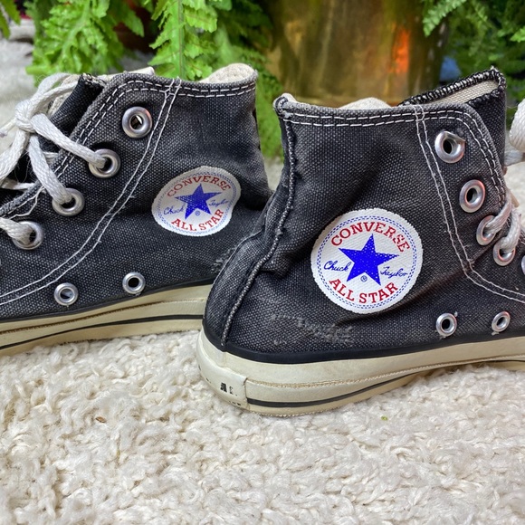 Kids high top converse size 3 - Picture 3 of 5